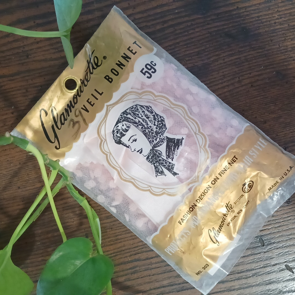 🌿Vintage Pink Veil Bonnet Unopened